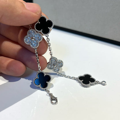 [Garvey ] CLOVER 5 MOTIF ONYXS BRACELET COLLECTION