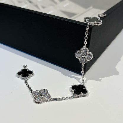 [Garvey ] CLOVER 5 MOTIF ONYXS BRACELET COLLECTION