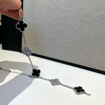 [Garvey ] CLOVER 5 MOTIF ONYXS BRACELET COLLECTION