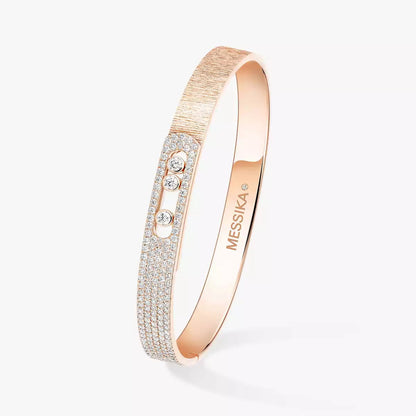 [Garvey]MOVE NOA CISELÉ HALF-PAVÉ DIAMOND BANGLE BRACELET