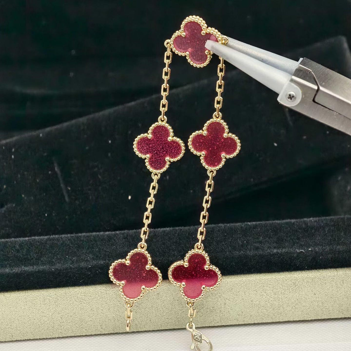 [Garvey]NEW CLOVER 5 MOTIFS PINK ENAMEL BRACELET