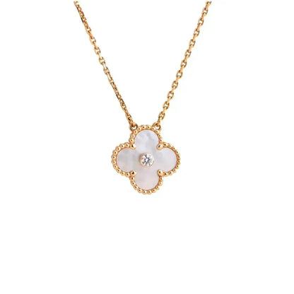 [Garvey ]CLOVER 15MM DIAMOND WHITE FRITILLARIA NECKLACE