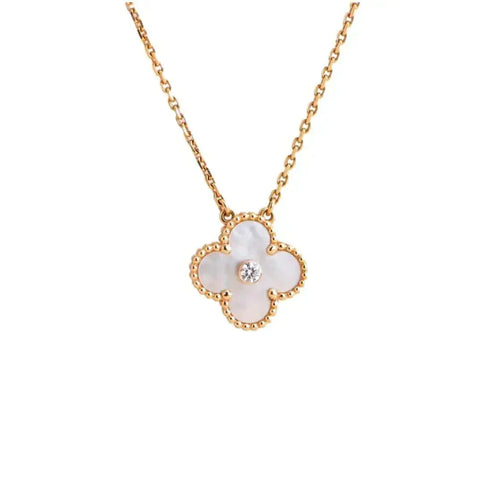 [Garvey ]CLOVER 15MM DIAMOND WHITE FRITILLARIA NECKLACE