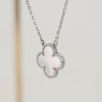[Garvey ]CLOVER  15MM WHITE MOTHER-OF-PEARL SILVER