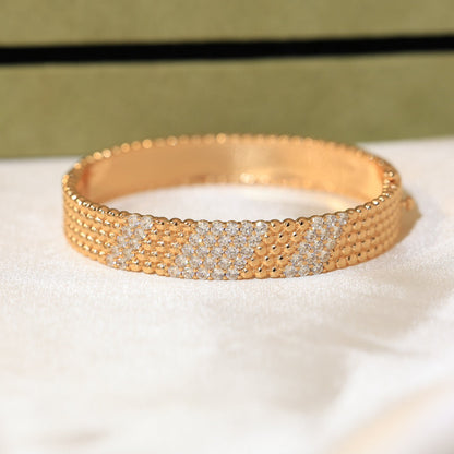[Garvey]  FIVE-ROW DIAMOND BRACELET