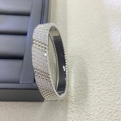 [Garvey]  FIVE-ROW DIAMOND BRACELET