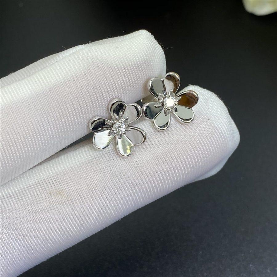 [Garvey ]FRIVOLE MINI SILVER FLOWER EARRINGS