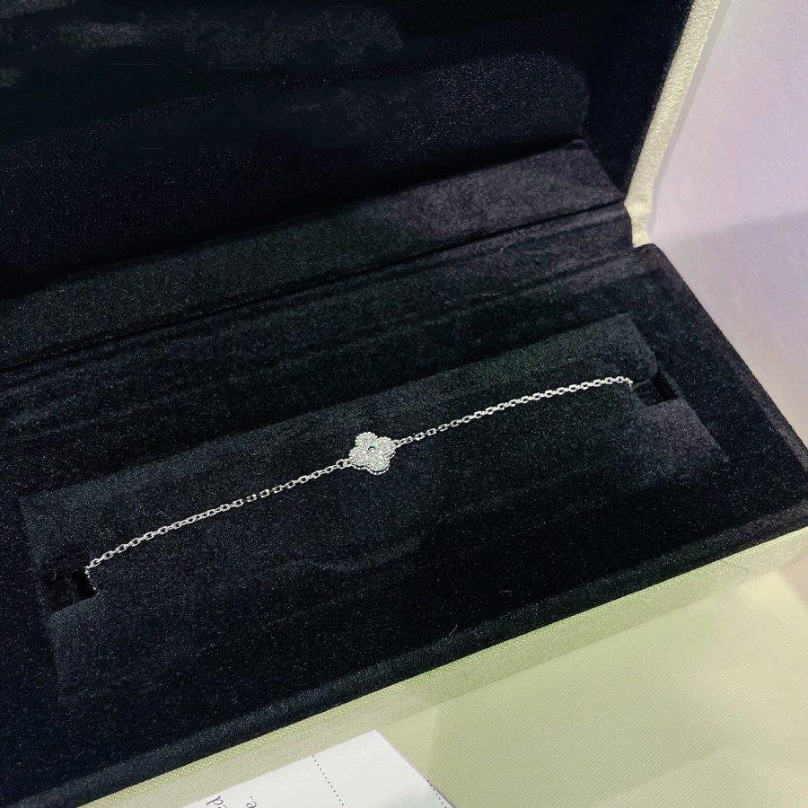 [Garvey ]CLOVER  SINGLE FLOWER BRACELET SILVER