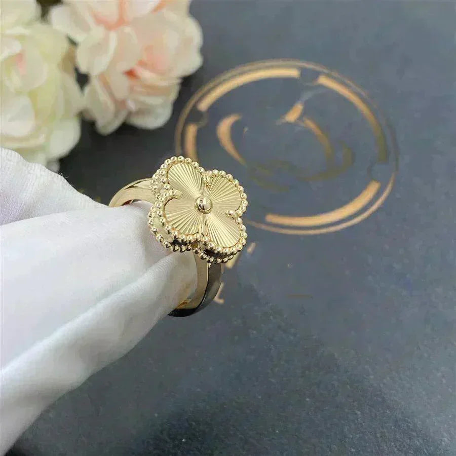 [Garvey ]CLOVER GOLD RING