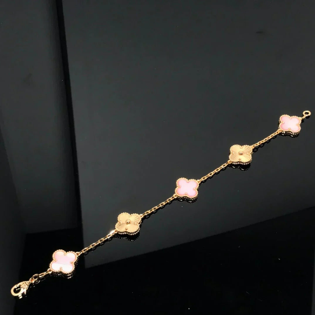 [Garvey]LUCKY CLOVER 5-MOTIF BRACELET - PINK MOTHER-OF-PEARL COLLECTION