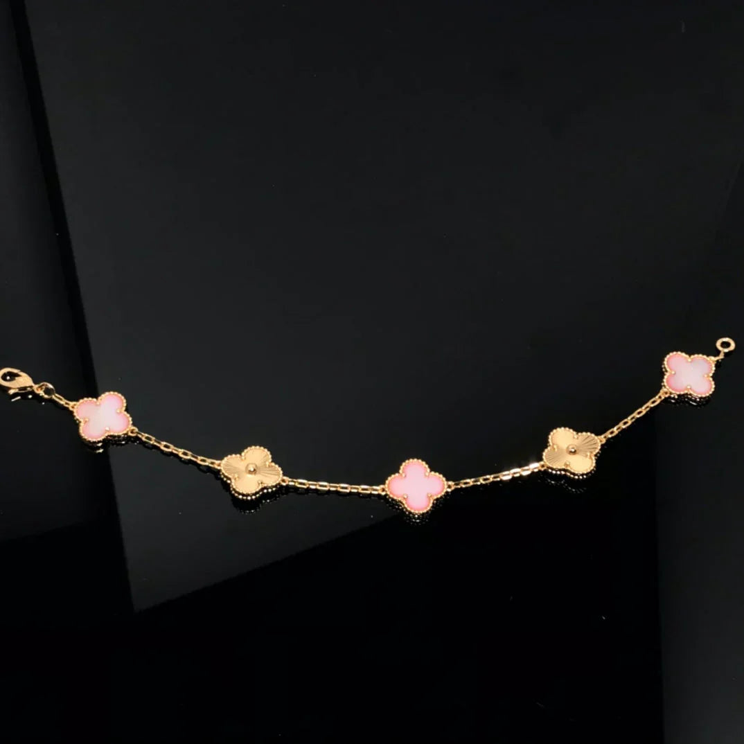 [Garvey]LUCKY CLOVER 5-MOTIF BRACELET - PINK MOTHER-OF-PEARL COLLECTION