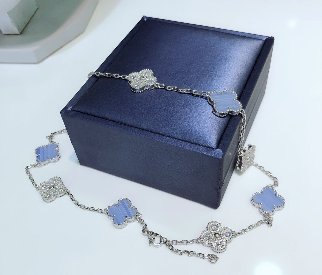 [Garvey ]CLOVER 10 MOTIFS CHALCEDONY DIAMONDS SILVER NECKLACE